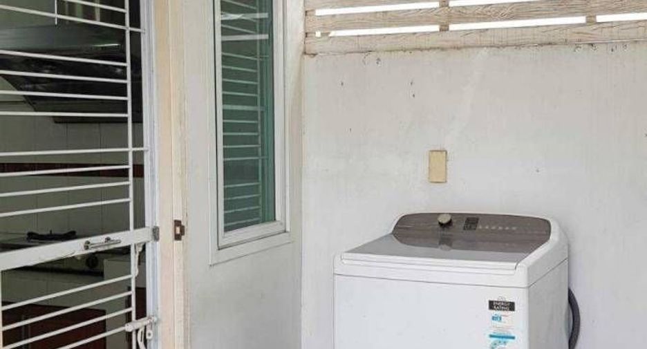 Haus zum Kauf mit 4 Zimmer in Si Racha, Chonburi