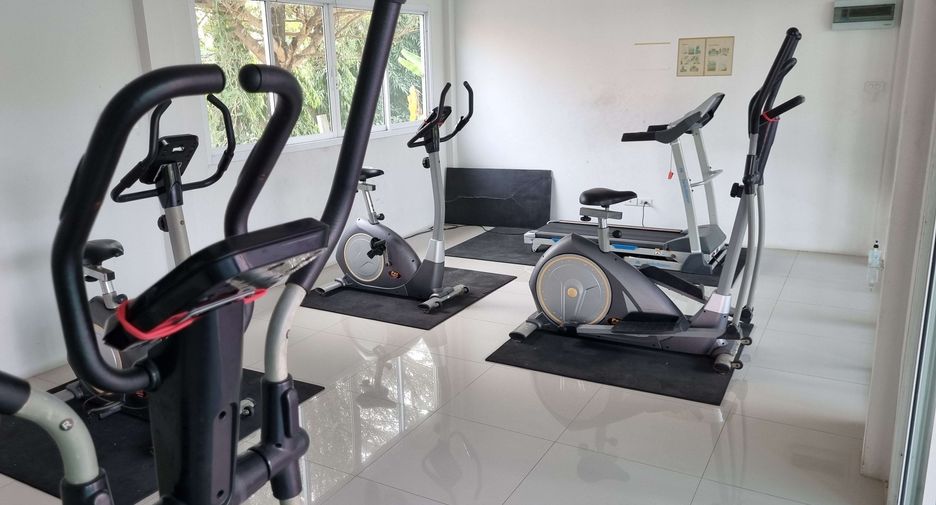 Haus zum Kauf mit 4 Zimmer in Si Racha, Chonburi