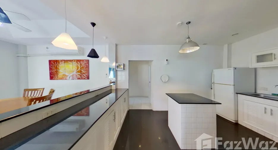 Villa en venta y en alquiler de 7 habitaciones en Bang Lamung, Chonburi