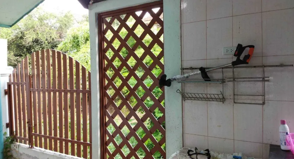For sale 3 bedrooms townhouse in Sai Mai, Bangkok