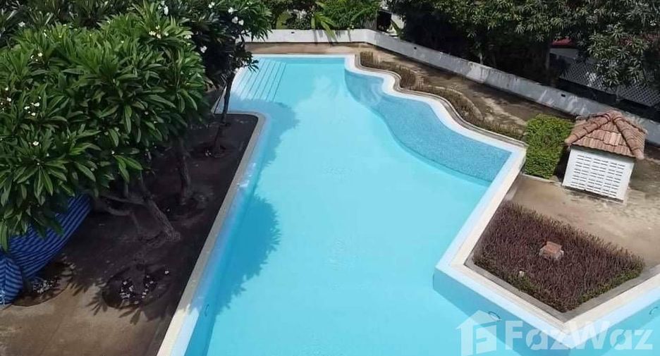 For sale 3 bedrooms townhouse in Sai Mai, Bangkok