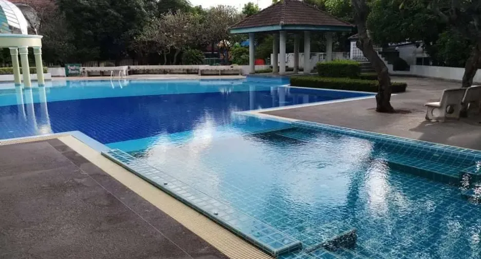 For sale 3 bedrooms townhouse in Sai Mai, Bangkok