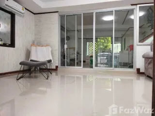 For sale 3 bedrooms townhouse in Sai Mai, Bangkok