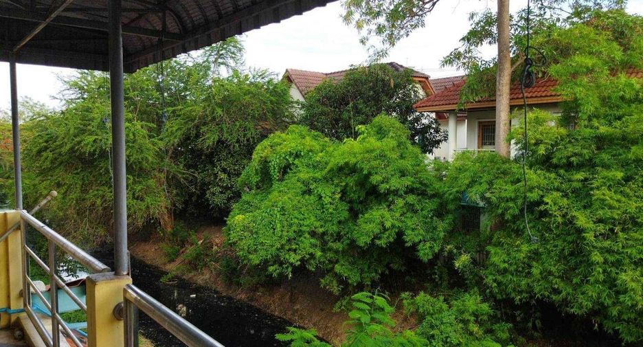 For sale 3 bedrooms townhouse in Sai Mai, Bangkok