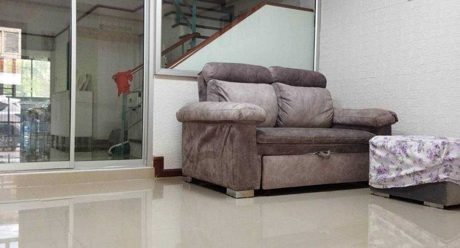 For sale 3 bedrooms townhouse in Sai Mai, Bangkok