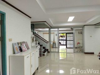 For sale 3 bedrooms townhouse in Sai Mai, Bangkok