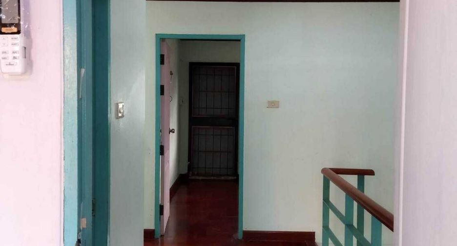 For sale 3 bedrooms townhouse in Sai Mai, Bangkok