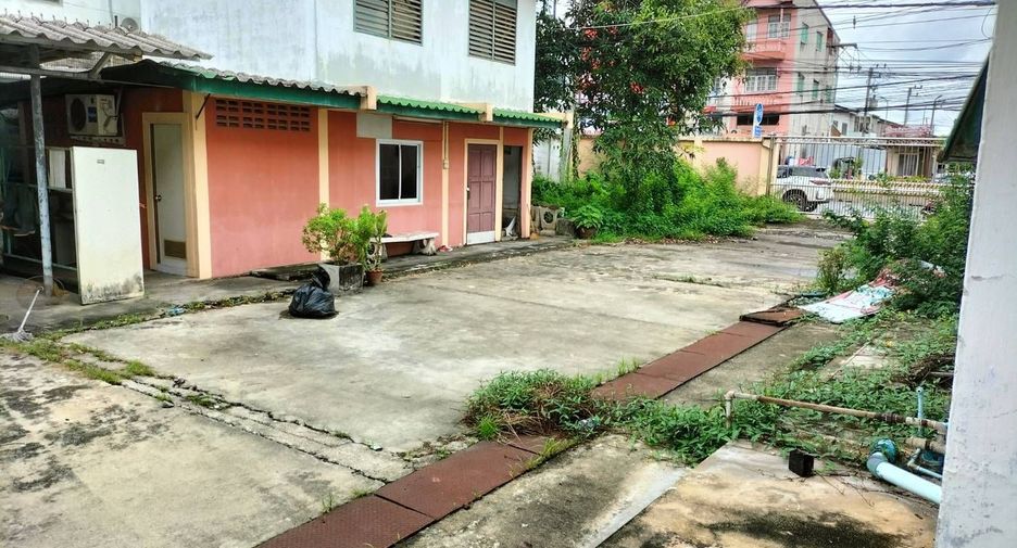 Local comercial en venta y en alquiler en Lam Luk Ka, Pathum Thani