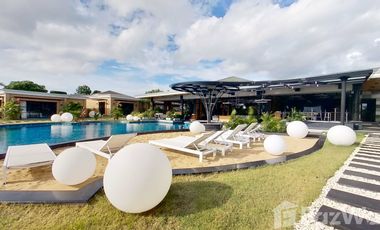 Villa en venta de 10 habitaciones en Bang Lamung, Chonburi