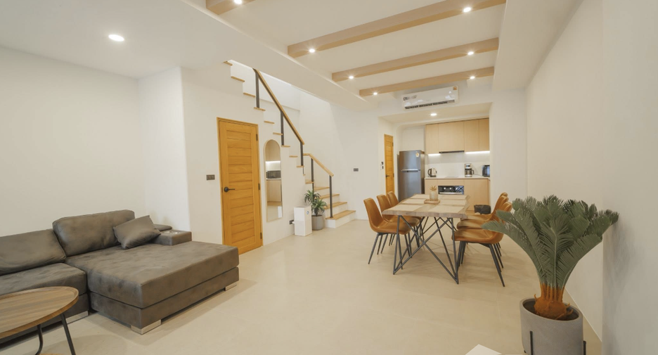 For rent 3 bedrooms townhouse in Bang Lamung, Chonburi