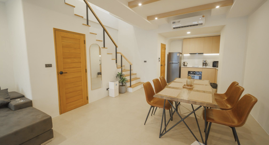 For rent 3 bedrooms townhouse in Bang Lamung, Chonburi