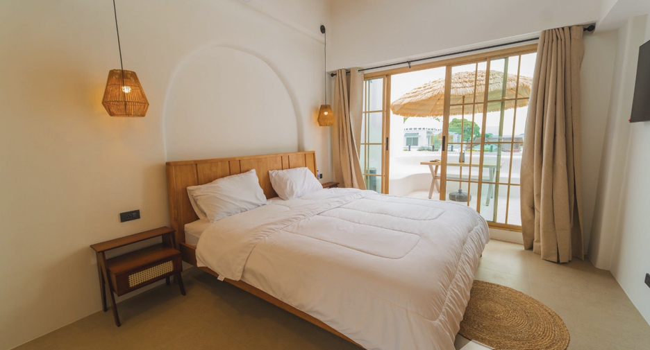 For rent 3 bedrooms townhouse in Bang Lamung, Chonburi