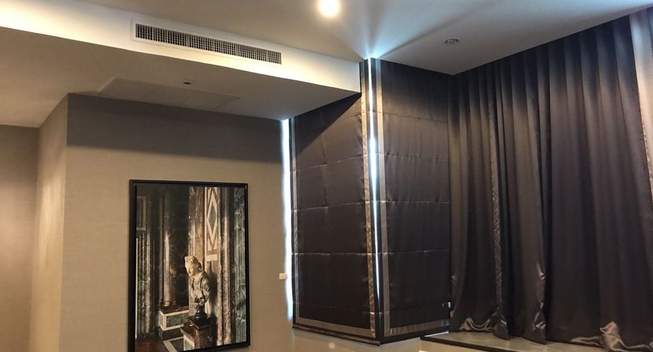 For sale and for rent 2 bedrooms condo in Watthana, Bangkok