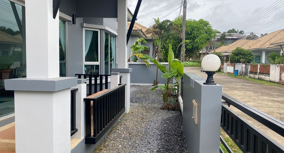 For rent 2 bedrooms townhouse in Thalang, Phuket