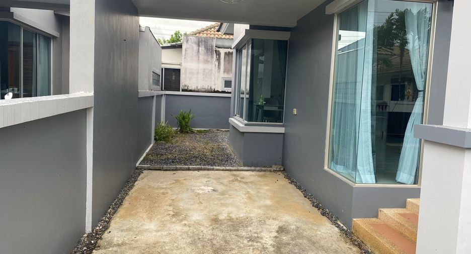 For rent 2 bedrooms townhouse in Thalang, Phuket