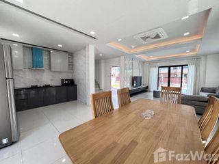 À louer 4 chambres villa à Bang Lamung, Chonburi