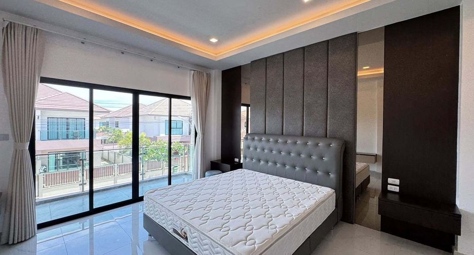 À louer 4 chambres villa à Huay Yai, Pattaya