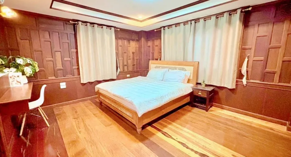 For rent 4 bedrooms villa in Huay Yai, Pattaya