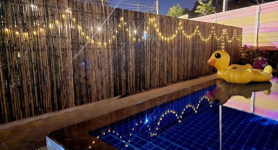 For rent 4 bedrooms villa in Huay Yai, Pattaya