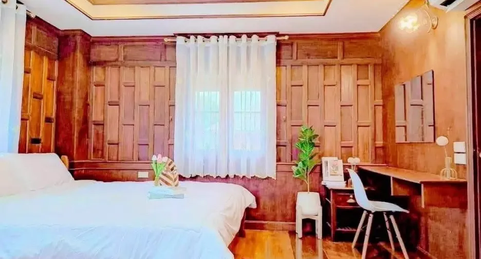 For rent 4 bedrooms villa in Huay Yai, Pattaya