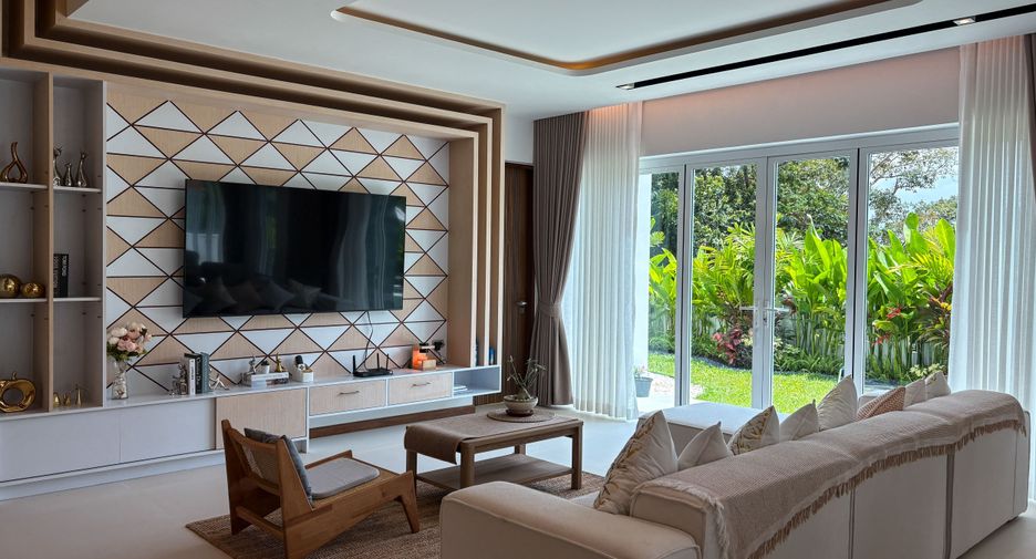 For sale 3 bedrooms villa in Thalang, Phuket