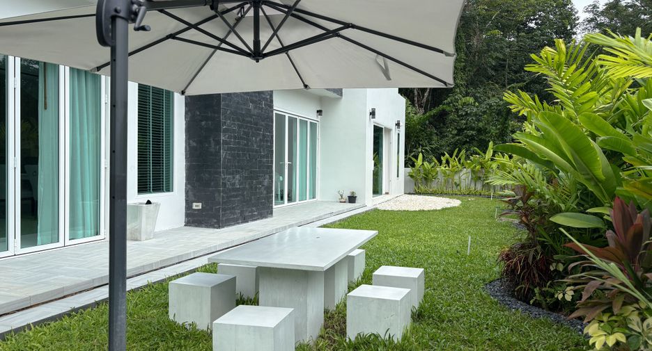For sale 3 bedrooms villa in Thalang, Phuket