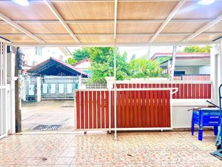 Casa adosada en venta de 2 habitaciones en Bang Lamung, Chonburi