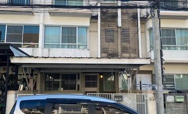 Продажа 3 спальни таунхаус в Bang Phli, Самутпракан