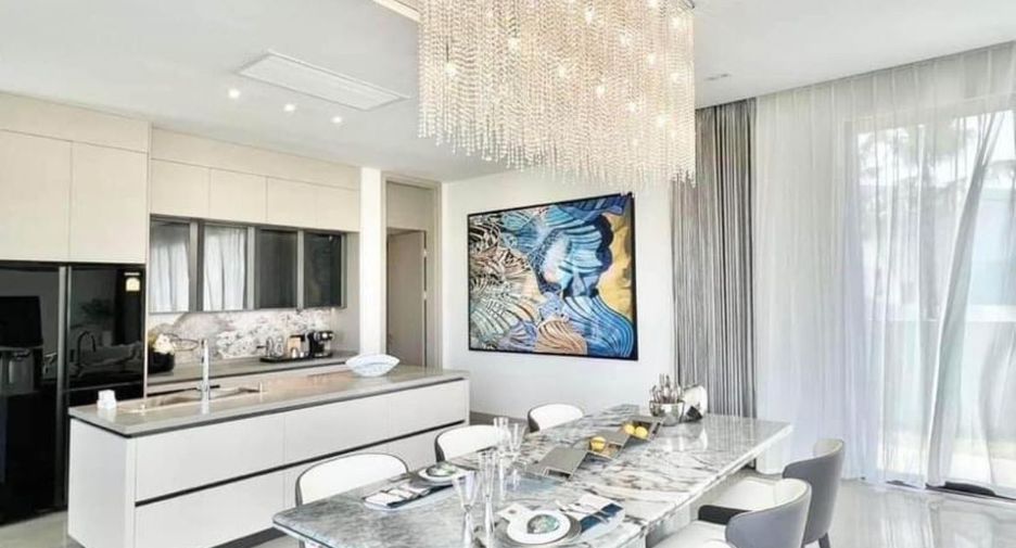 À vendre 3 chambres villa à Na Jomtien, Pattaya