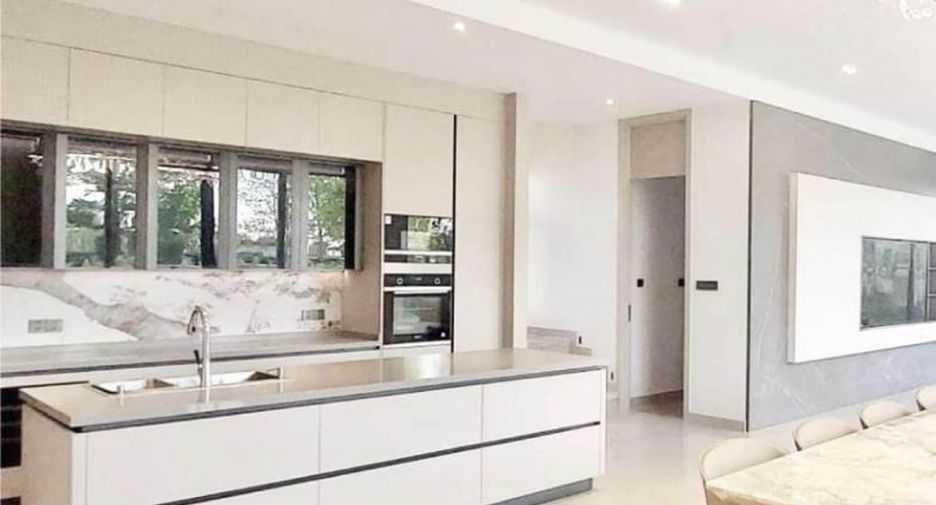 À vendre 3 chambres villa à Sattahip, Chonburi