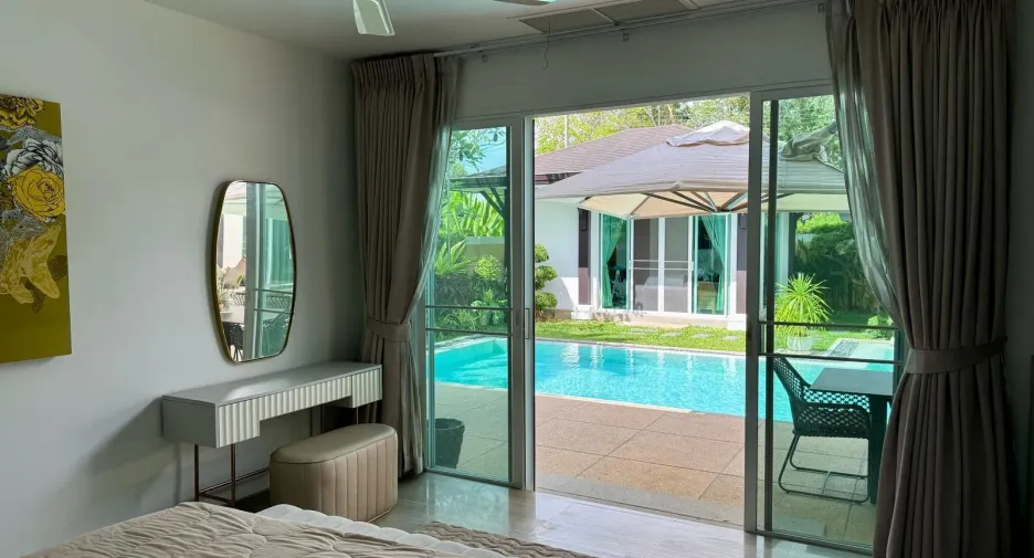 For sale 4 bedrooms villa in Thalang, Phuket