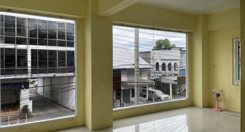 For rent 7 bedrooms retail Space in Mueang Phuket, Phuket