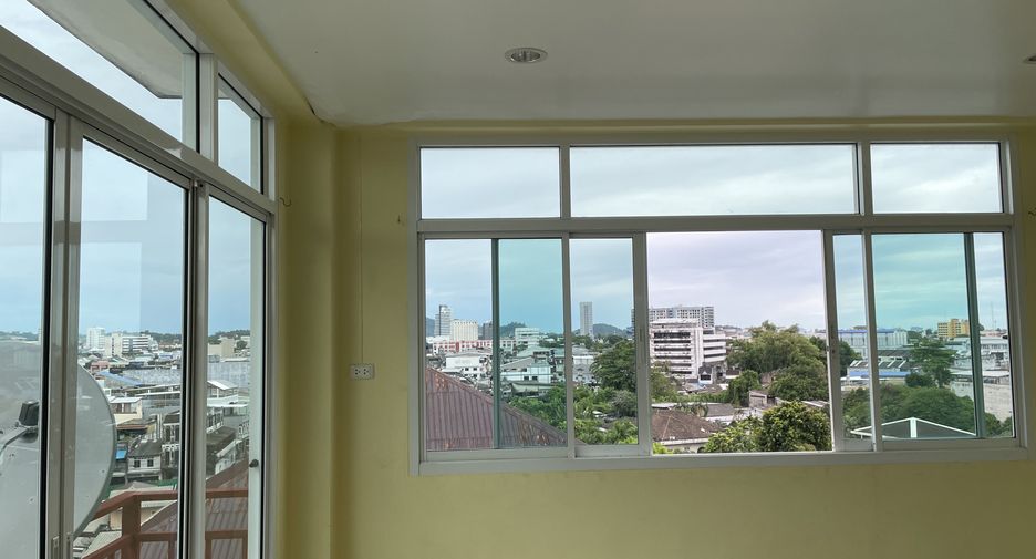 For rent 7 bedrooms retail Space in Mueang Phuket, Phuket