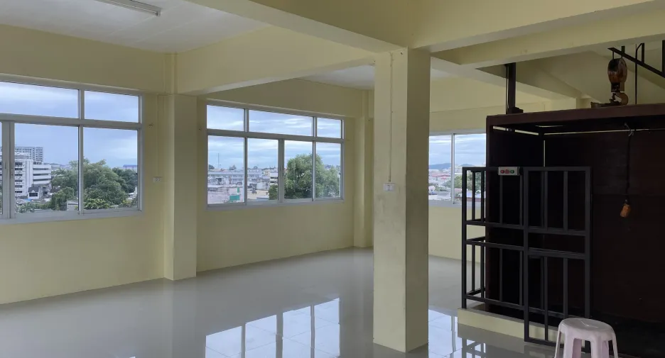 For rent 7 bedrooms retail Space in Mueang Phuket, Phuket