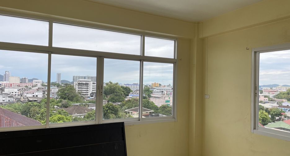For rent 7 bedrooms retail Space in Mueang Phuket, Phuket