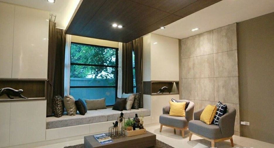 For sale 5 bedrooms house in Din Daeng, Bangkok