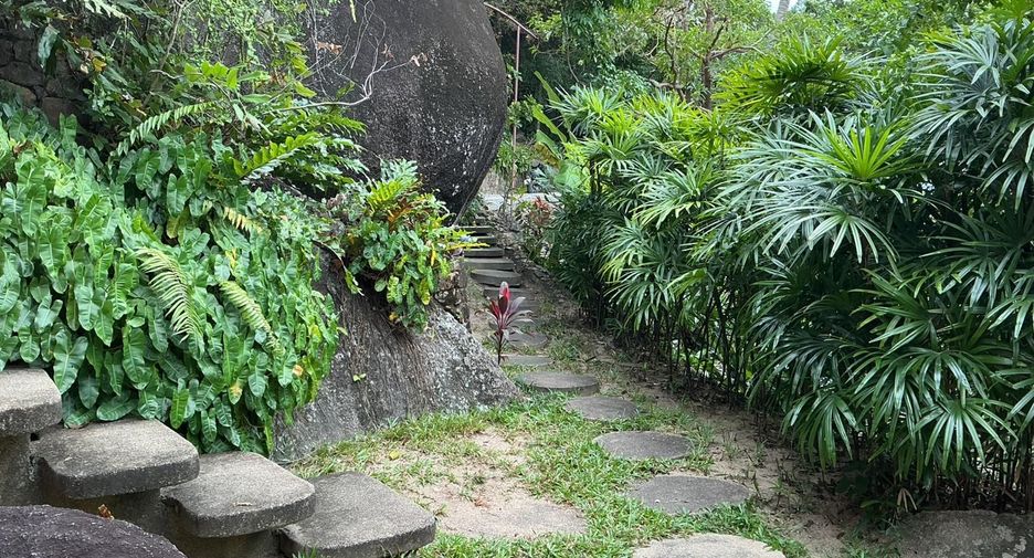 For sale 2 bedrooms villa in Ko Samui, Surat Thani
