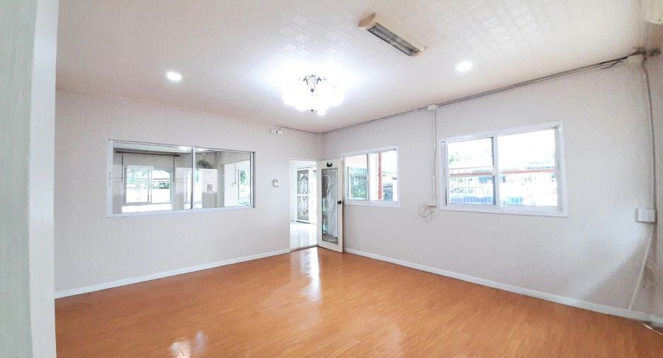 For sale 5 bedrooms house in Bueng Kum, Bangkok