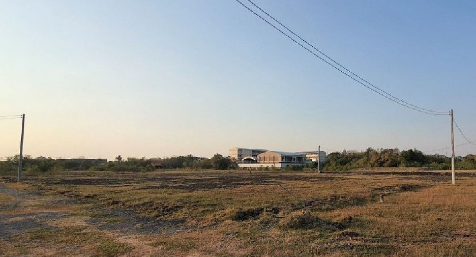 For sale land in Mueang Lop Buri, Lopburi