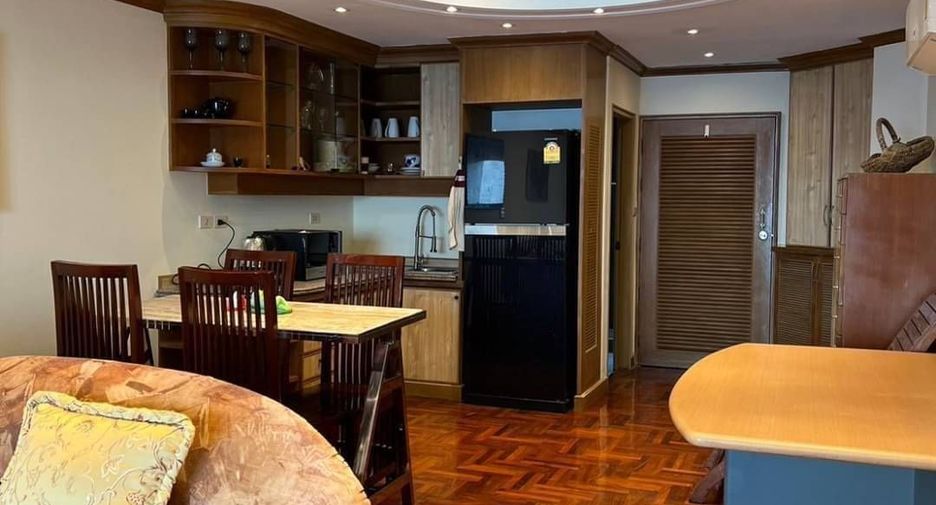 For rent 2 bedrooms condo in Bang Lamung, Chonburi