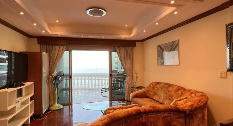 For rent 2 bedrooms condo in Bang Lamung, Chonburi