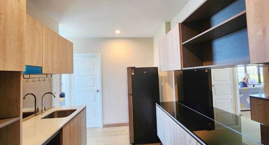 Condo en alquiler de 2 habitaciones en Phan Thong, Chonburi