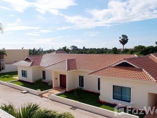 For rent 4 bedrooms villa in Bang Lamung, Chonburi