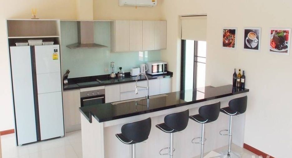 For rent 4 bedrooms villa in Bang Lamung, Chonburi