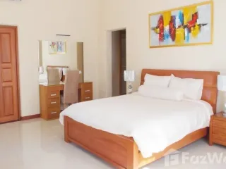 For rent 4 bedrooms villa in Bang Lamung, Chonburi