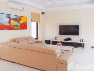 For rent 4 bedrooms villa in Bang Lamung, Chonburi
