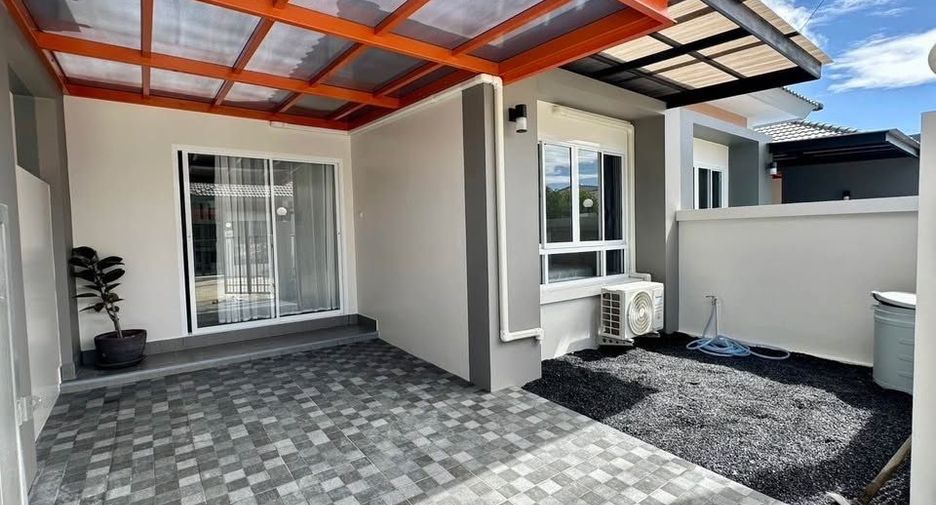 For rent 2 bedrooms townhouse in Thalang, Phuket