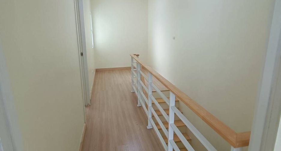ขาย 5 ห้องนอน ทาวน์เฮ้าส์ ใน สะพานสูง, กรุงเทพฯ
