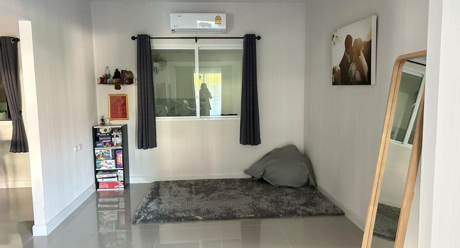 Haus zur Miete mit 3 Zimmer in Mueang Phuket, Phuket