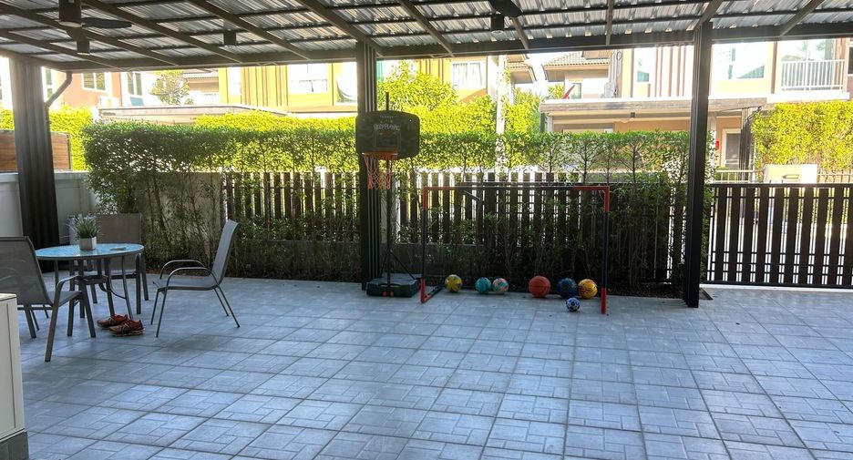 Haus zur Miete mit 3 Zimmer in Mueang Phuket, Phuket